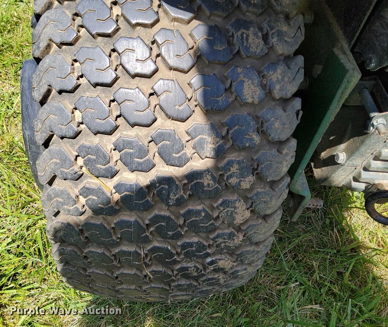 image for item EJ0151 Bolens 1700 tractor