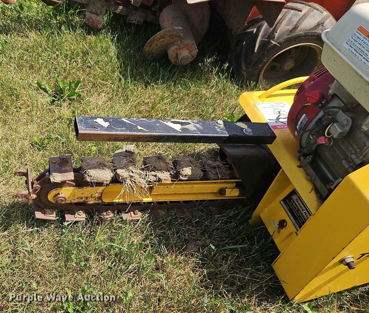 image for item EJ0153 (2) trenchers