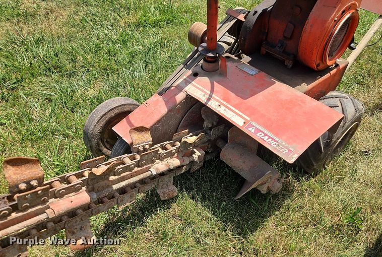 image for item EJ0153 (2) trenchers