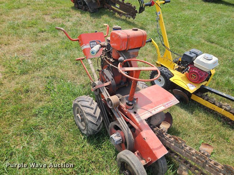 image for item EJ0153 (2) trenchers