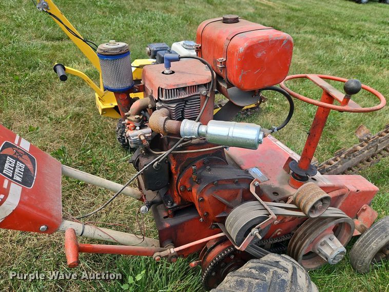 image for item EJ0153 (2) trenchers