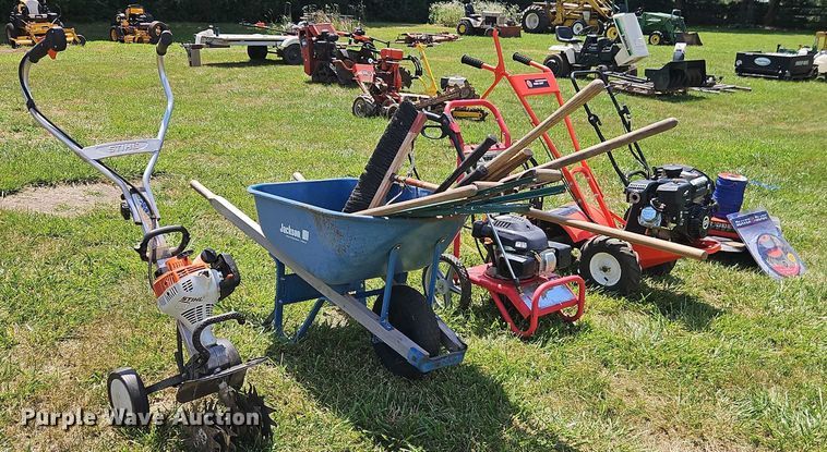 image for item EJ0154 Lawn equipment