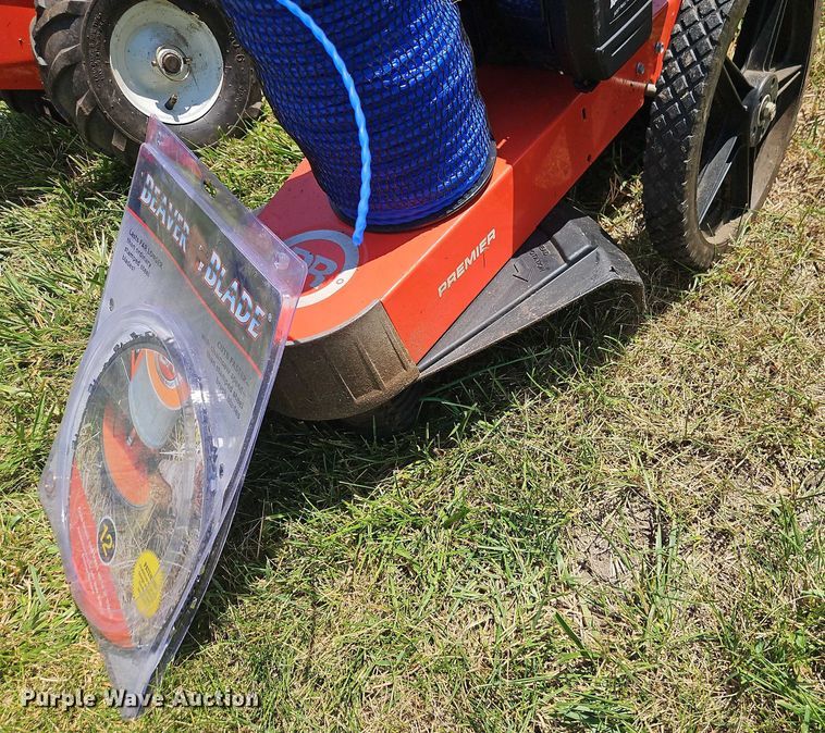 image for item EJ0154 Lawn equipment