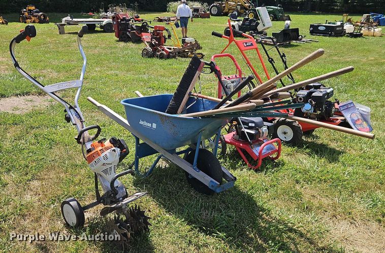 image for item EJ0154 Lawn equipment