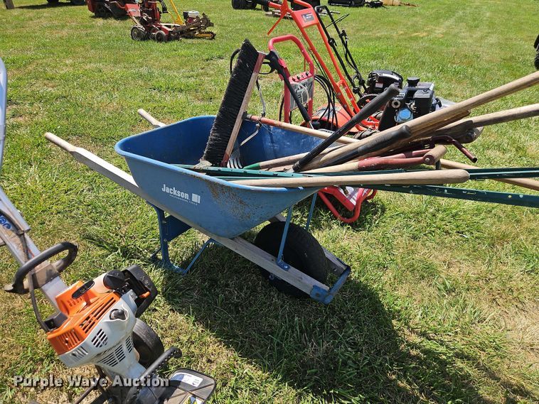 image for item EJ0154 Lawn equipment