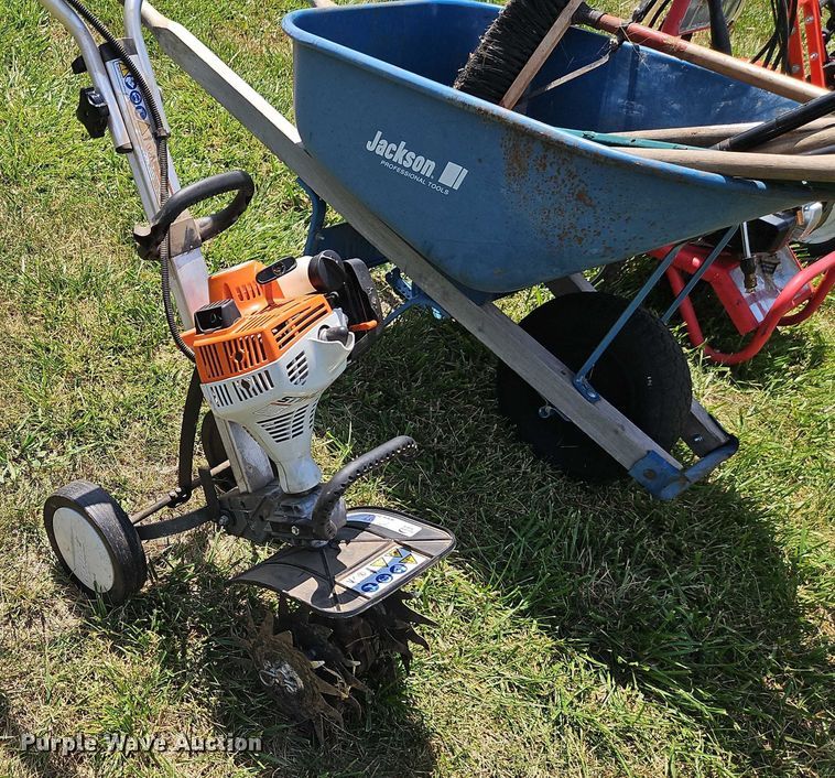 image for item EJ0154 Lawn equipment