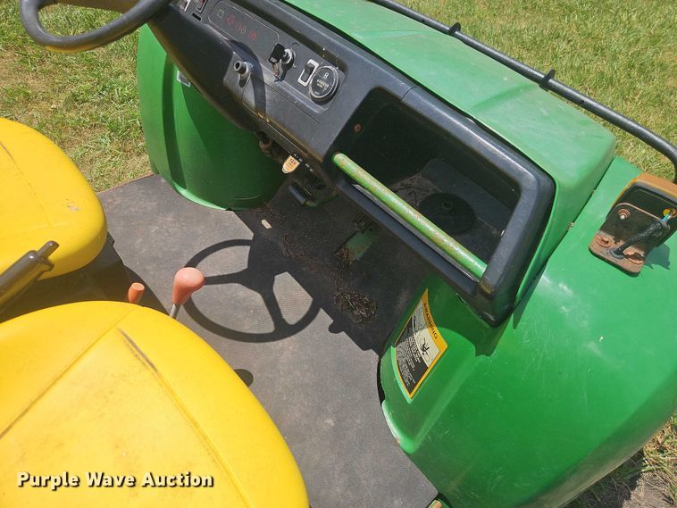 image for item EJ0157 John Deere Gator 6x4D utility vehicle