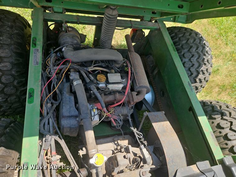 image for item EJ0157 John Deere Gator 6x4D utility vehicle