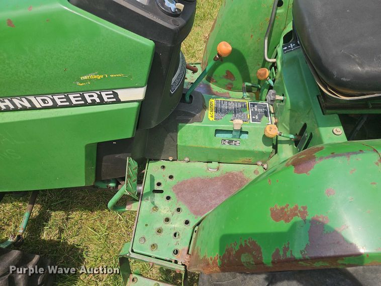 image for item EJ0158 John Deere 790 MFWD tractor