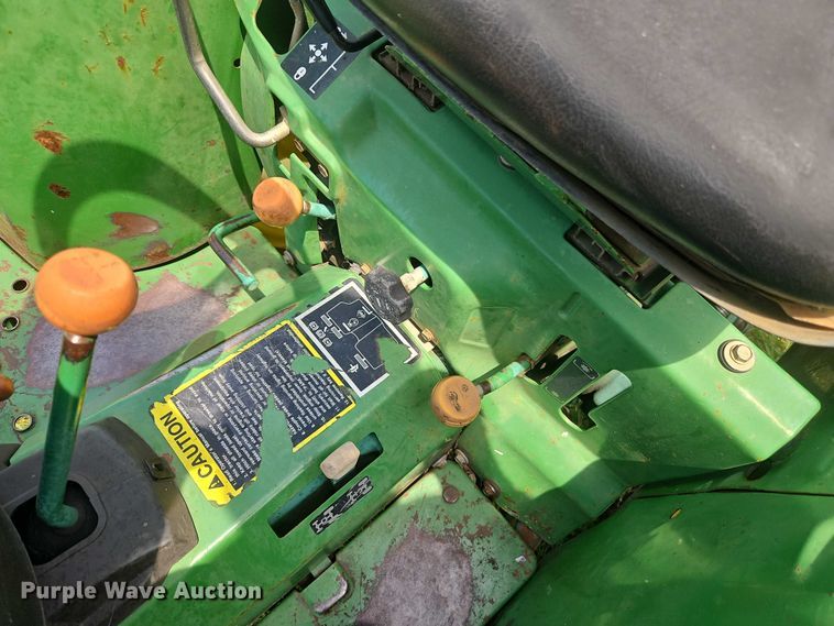 image for item EJ0158 John Deere 790 MFWD tractor