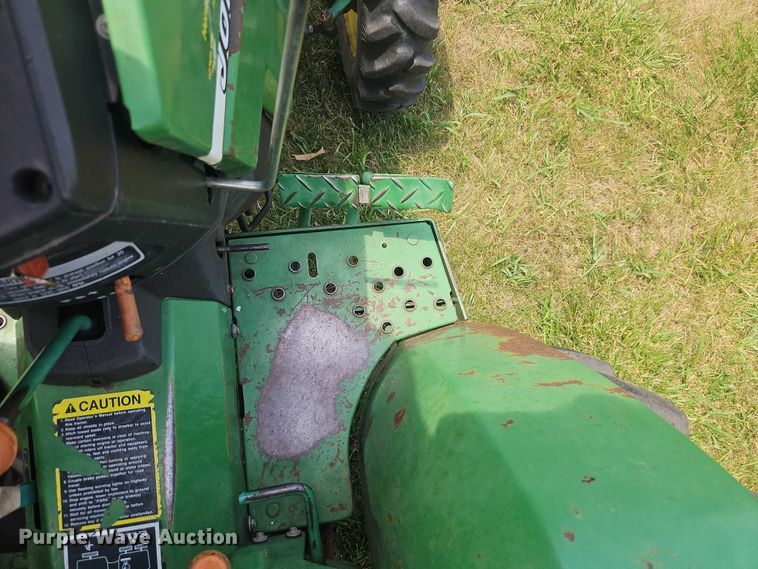 image for item EJ0158 John Deere 790 MFWD tractor