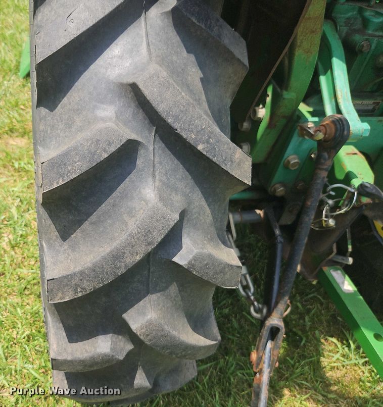 image for item EJ0158 John Deere 790 MFWD tractor