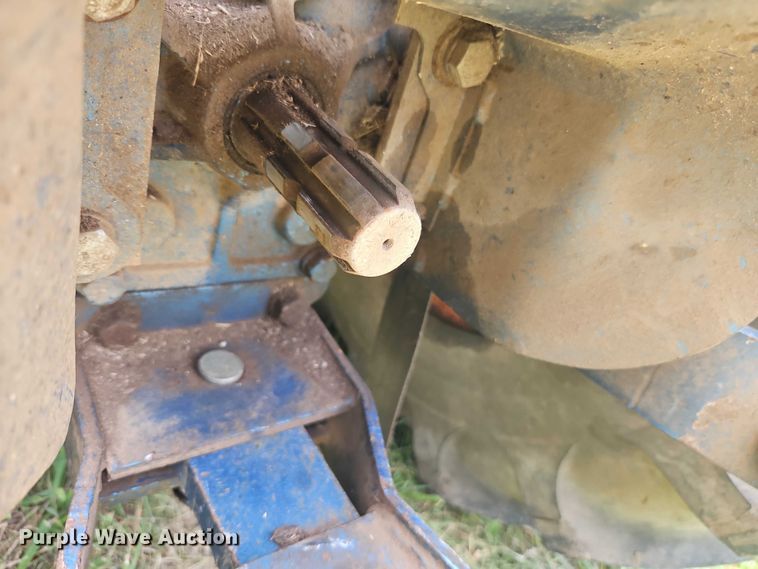 image for item EJ0159 Kioti LB1914 MFWD tractor