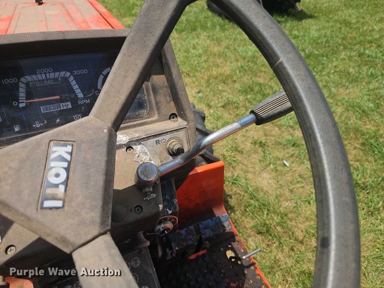 image for item EJ0159 Kioti LB1914 MFWD tractor