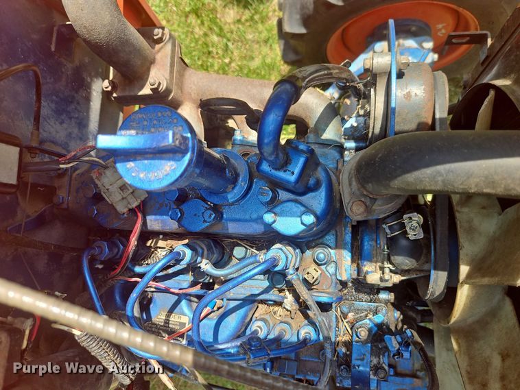 image for item EJ0159 Kioti LB1914 MFWD tractor