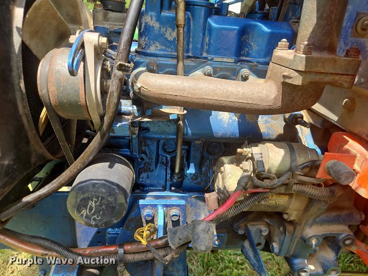 image for item EJ0159 Kioti LB1914 MFWD tractor