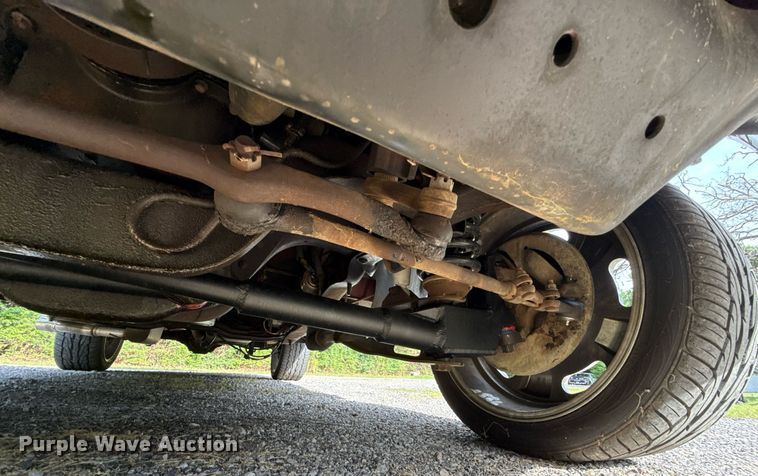 image for item EJ4491 1986 Ford F150 XLT pickup truck