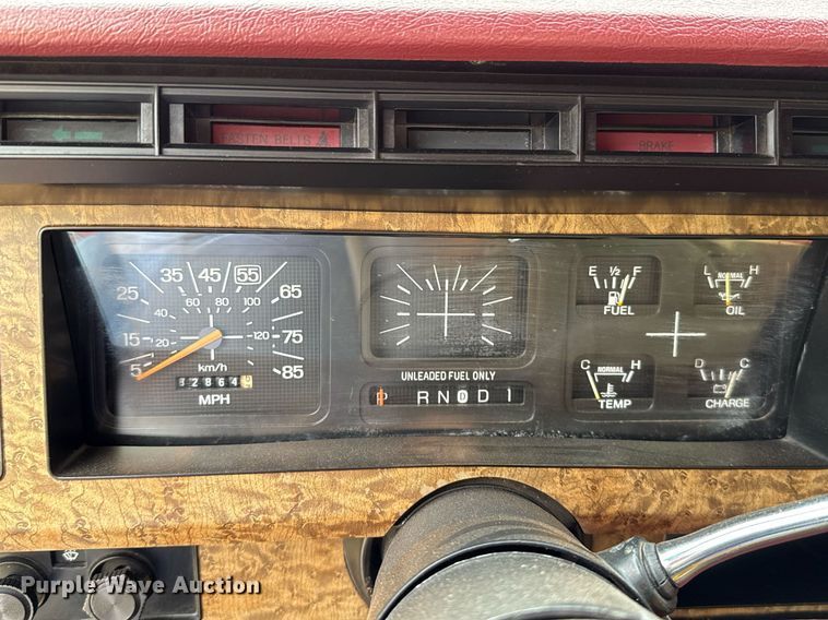 image for item EJ4491 1986 Ford F150 XLT pickup truck