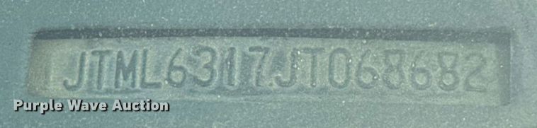 image for item EJ4492 1988 Jeep Comanche pickup truck