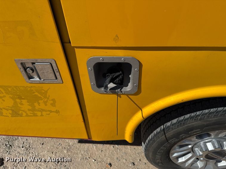 image for item EJ4532 2018 Ford F350 Super Duty XL utility bed pickup truck