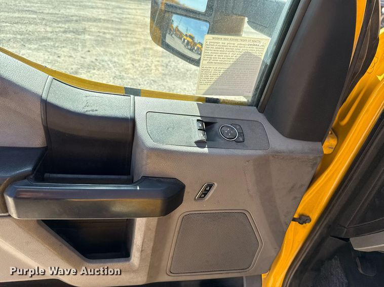 image for item EJ4532 2018 Ford F350 Super Duty XL utility bed pickup truck