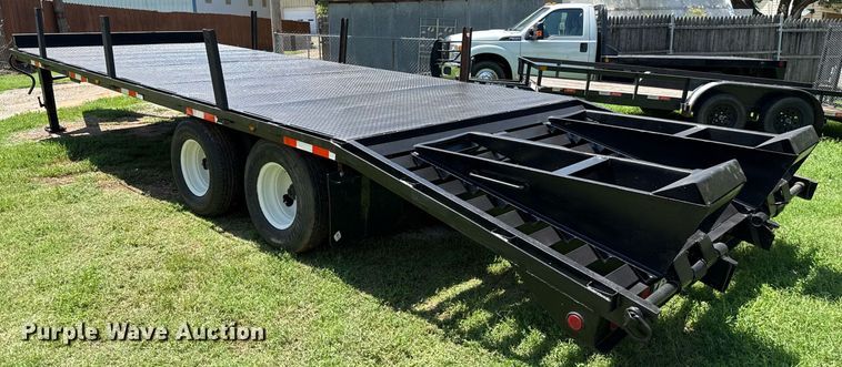 image for item EJ4721 2000 Central equipment trailer