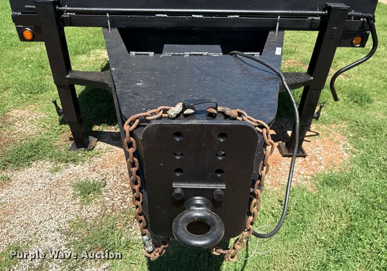 image for item EJ4721 2000 Central equipment trailer