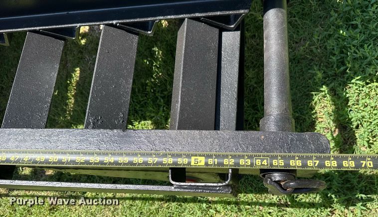 image for item EJ4721 2000 Central equipment trailer