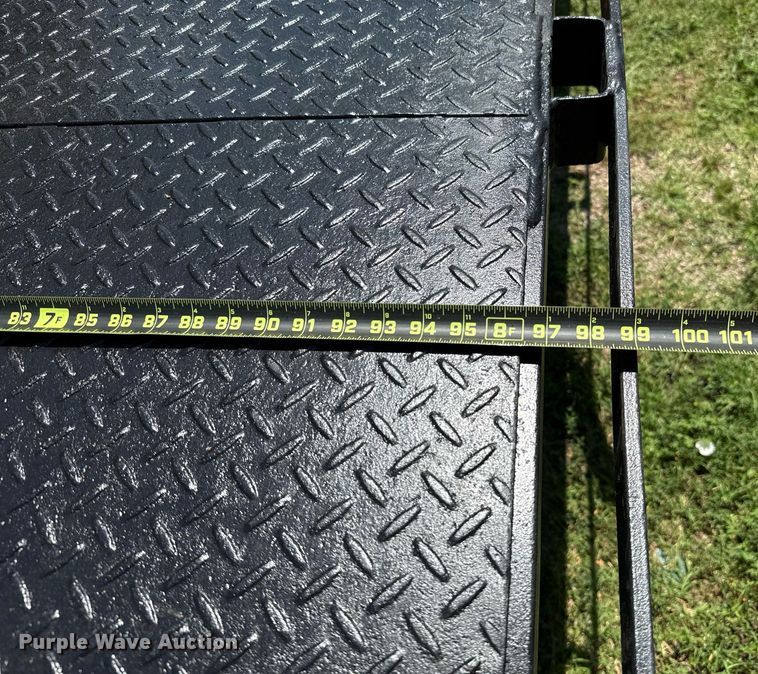 image for item EJ4721 2000 Central equipment trailer