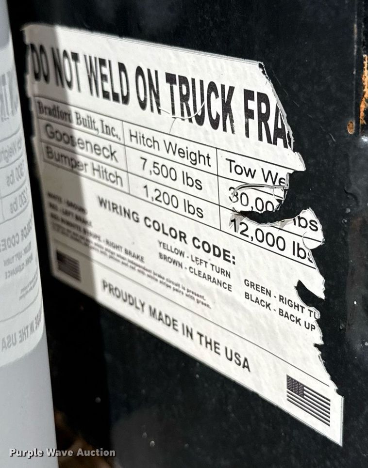 image for item EJ4757 2017 Ford F250 Super Duty XL SuperCab flatbed pickup truck