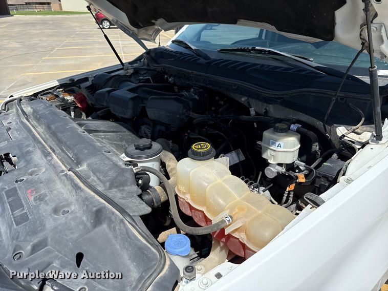 image for item EJ4757 2017 Ford F250 Super Duty XL SuperCab flatbed pickup truck