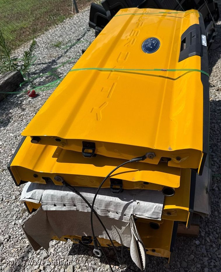 image for item EJ4759 (6) tailgates