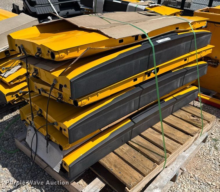 image for item EJ4760 (6) pickup truck tailgates