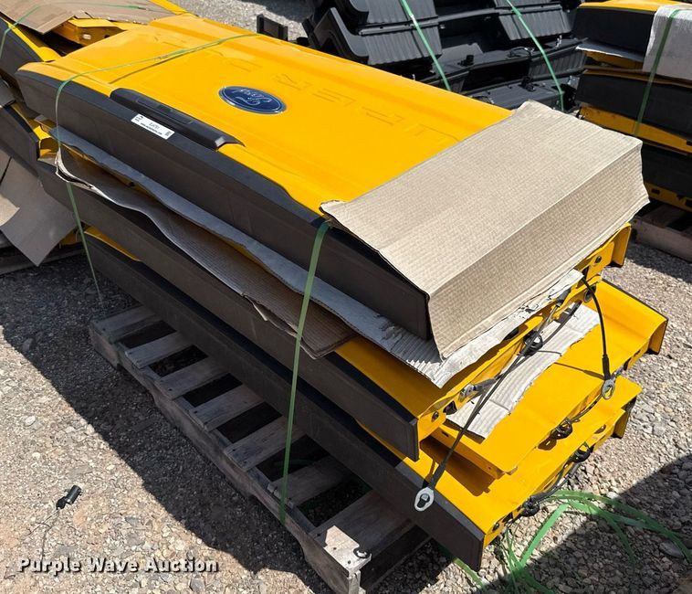 image for item EJ4761 (6) pickup truck tailgates