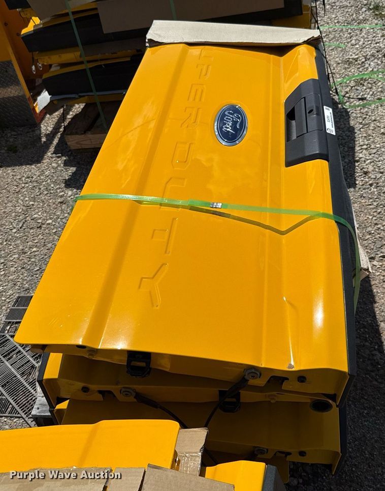 image for item EJ4761 (6) pickup truck tailgates