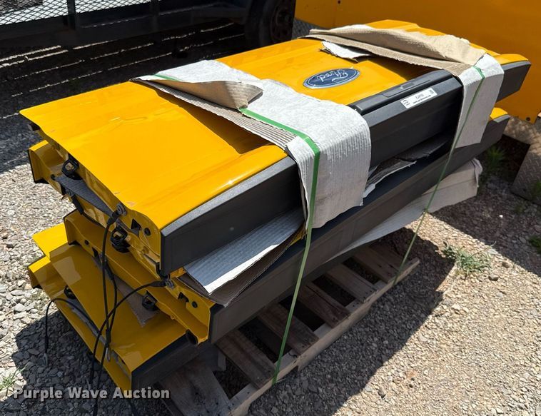 image for item EJ4763 (6) pickup truck tailgates