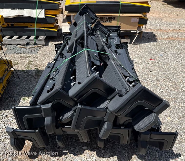 image for item EJ4764 (10) Ford F250 bumpers