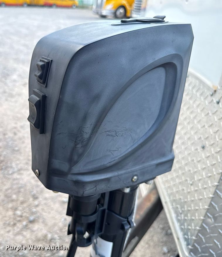 image for item EJ4765 2013 Freedom Trailers 8.5X24TA3 enclosed cargo trailer