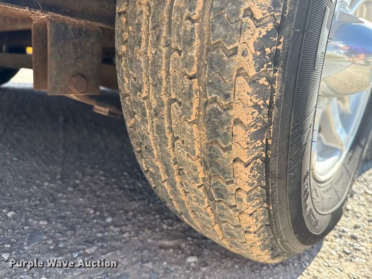 image for item EJ4765 2013 Freedom Trailers 8.5X24TA3 enclosed cargo trailer