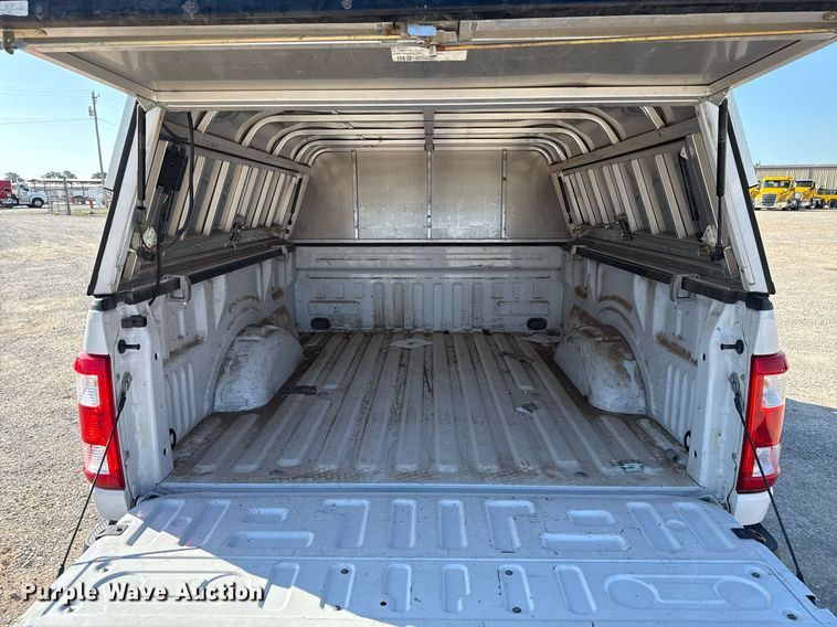 image for item EJ4768 2021 Ford F150 SuperCrew pickup truck