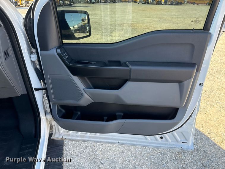 image for item EJ4768 2021 Ford F150 SuperCrew pickup truck