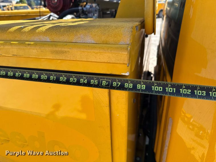 image for item EJ4769 2017 Ford F350 Super Duty utility bed pickup truck