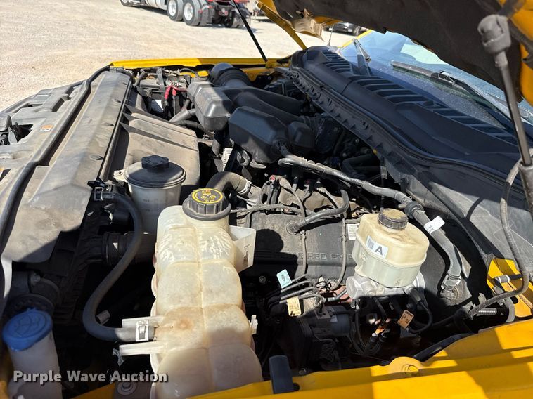 image for item EJ4769 2017 Ford F350 Super Duty utility bed pickup truck