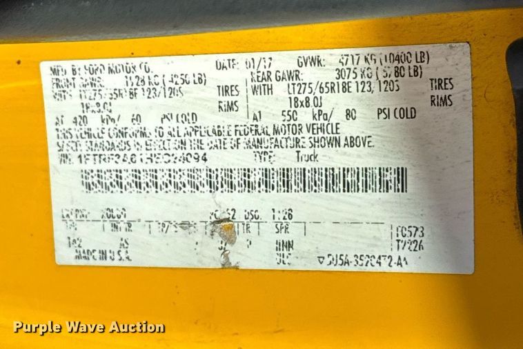 image for item EJ4769 2017 Ford F350 Super Duty utility bed pickup truck