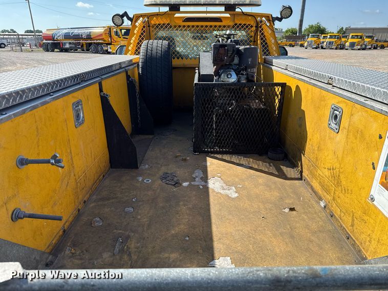 image for item EJ4770 2020 Ford F350 Super Duty utility bed pickup truck