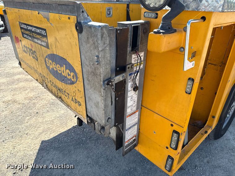 image for item EJ4770 2020 Ford F350 Super Duty utility bed pickup truck