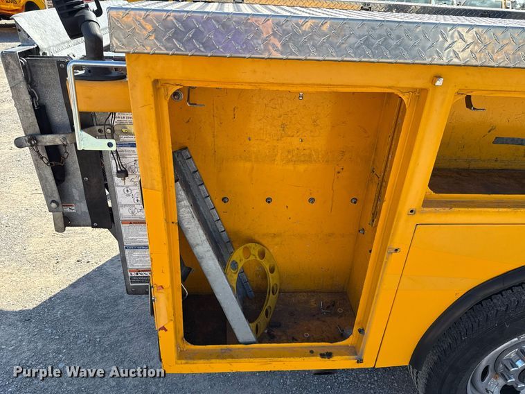 image for item EJ4770 2020 Ford F350 Super Duty utility bed pickup truck