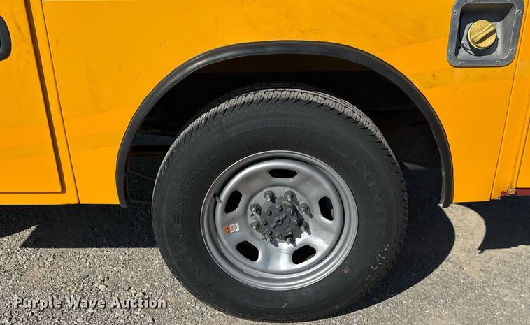 image for item EJ4770 2020 Ford F350 Super Duty utility bed pickup truck