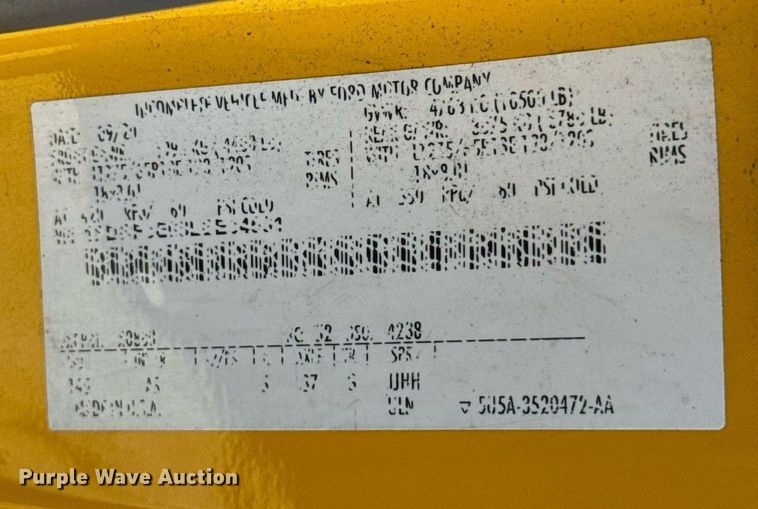 image for item EJ4770 2020 Ford F350 Super Duty utility bed pickup truck