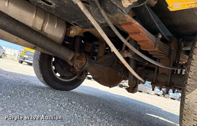 image for item EJ4771 2019 Ford F350 Super Duty utility bed pickup truck